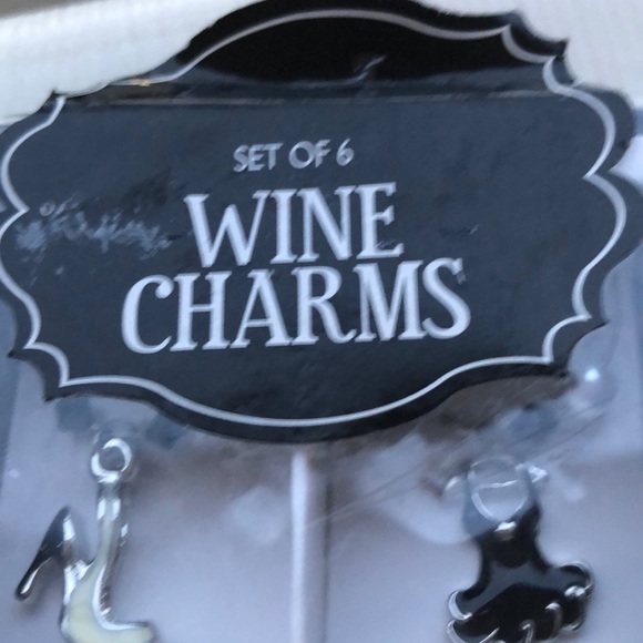 6 girlie wine shoe charms - Picture 5 of 5